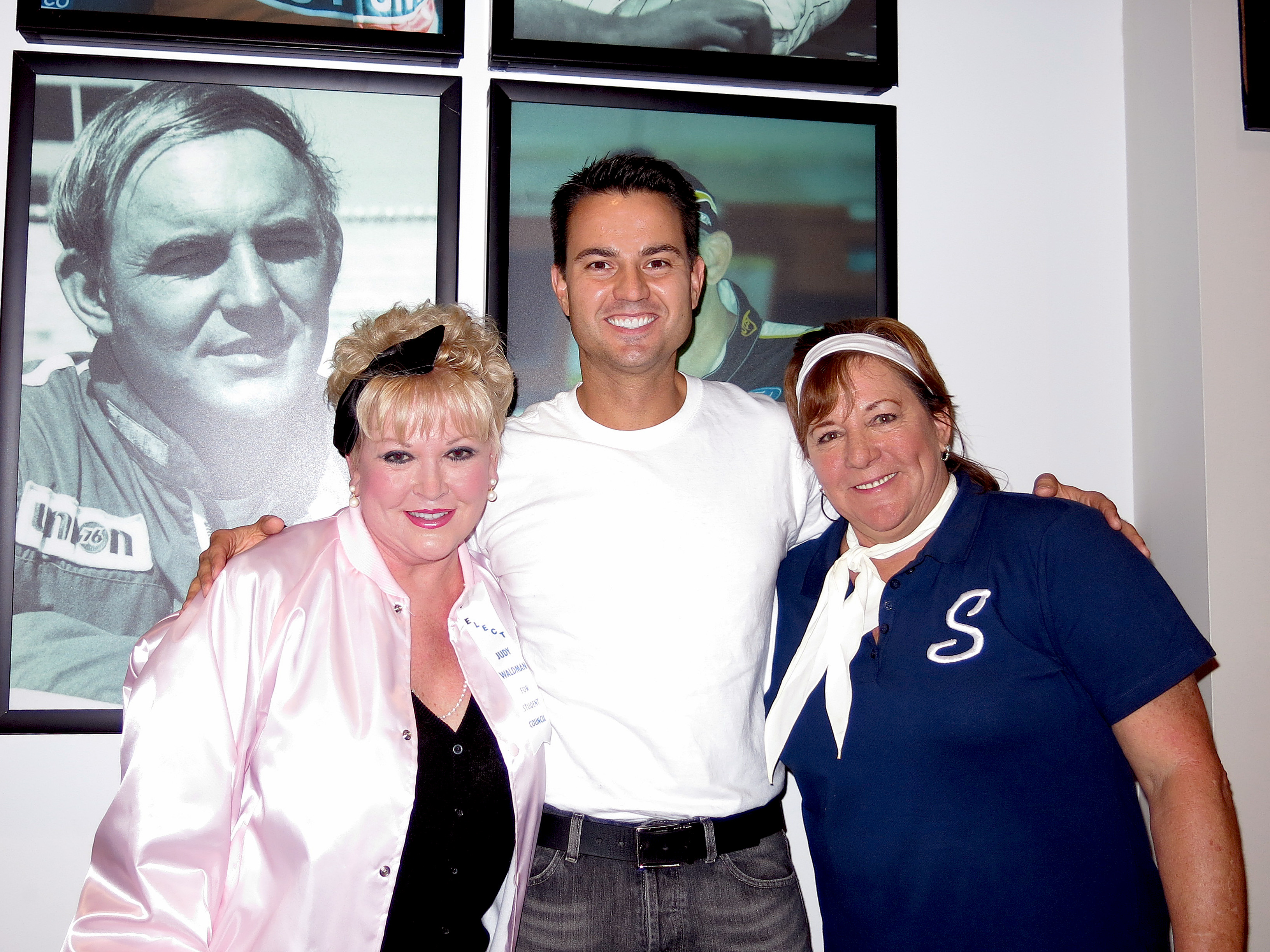 Waldman Organizes Successful SOS Fundraiser